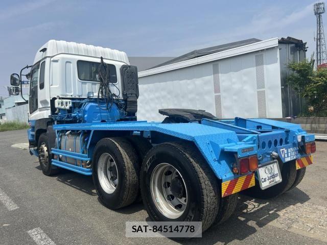 Isuzu GIGA 2012-08 1221382-5