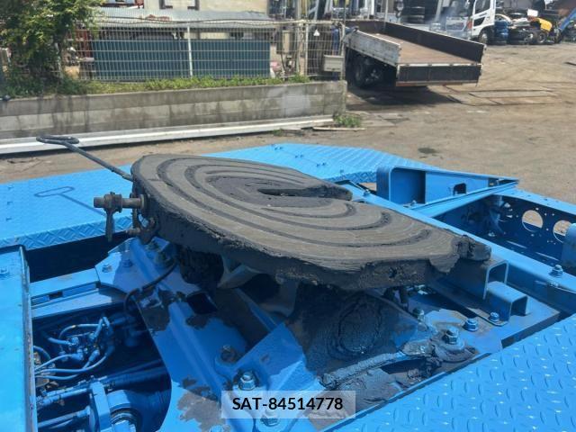 Isuzu GIGA 2012-08 1221382-7