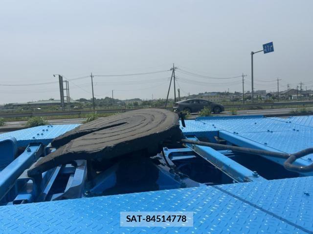 Isuzu GIGA 2012-08 1221382-8