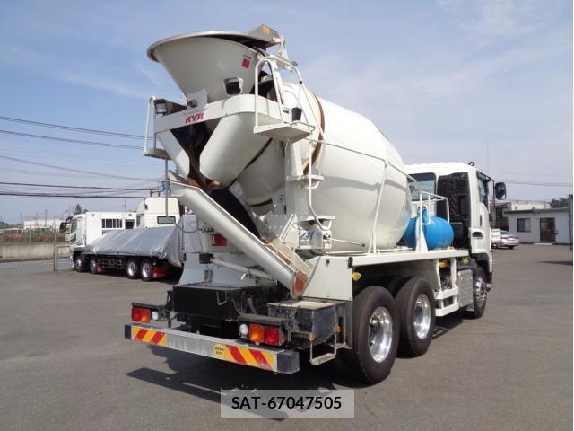Isuzu GIGA 2022-07 1221422-2