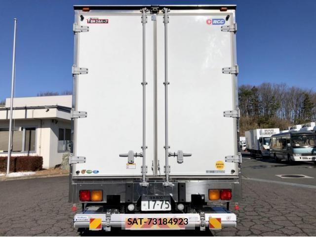 Isuzu GIGA 2021-03 1221418-6