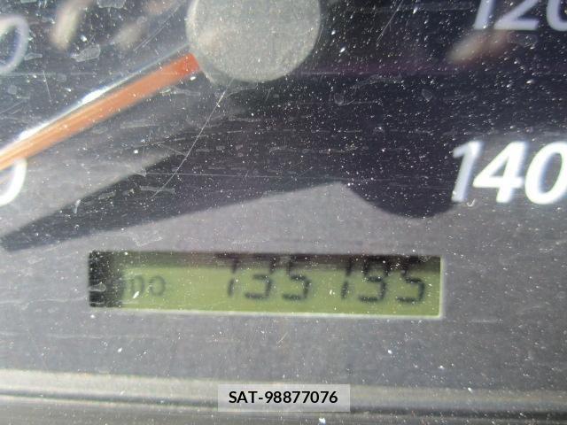 Isuzu GIGA 2011-11 1221378-4
