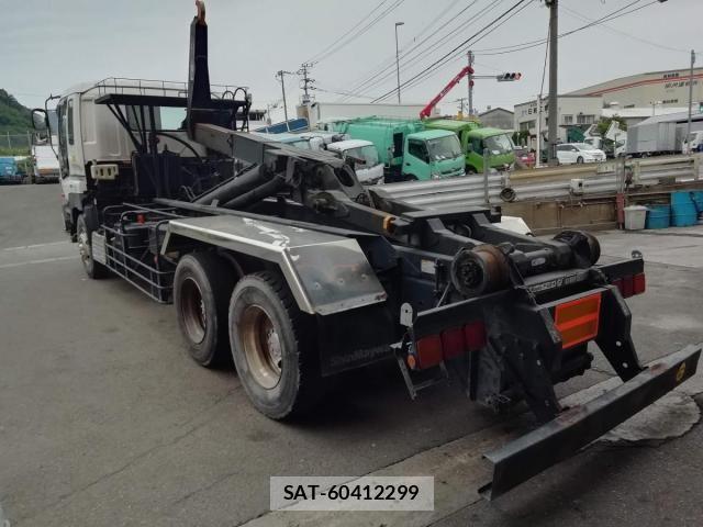 Isuzu GIGA 2005-12 1221373-6