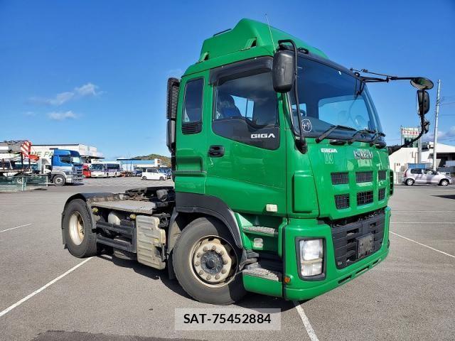 Isuzu GIGA 2011-11 1221379-1