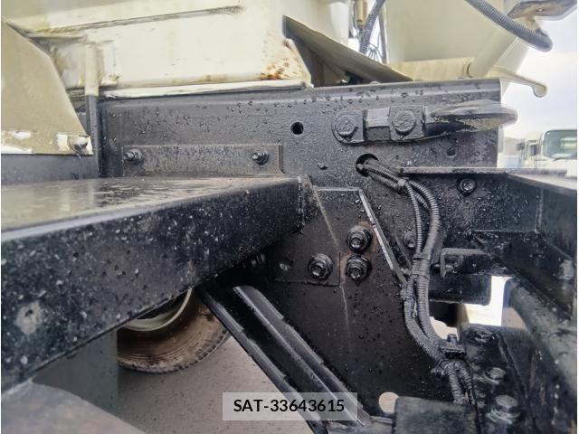 Isuzu GIGA 2023-03 1288480-18