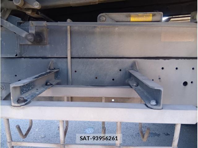 Isuzu GIGA 2016-02 1297610-16