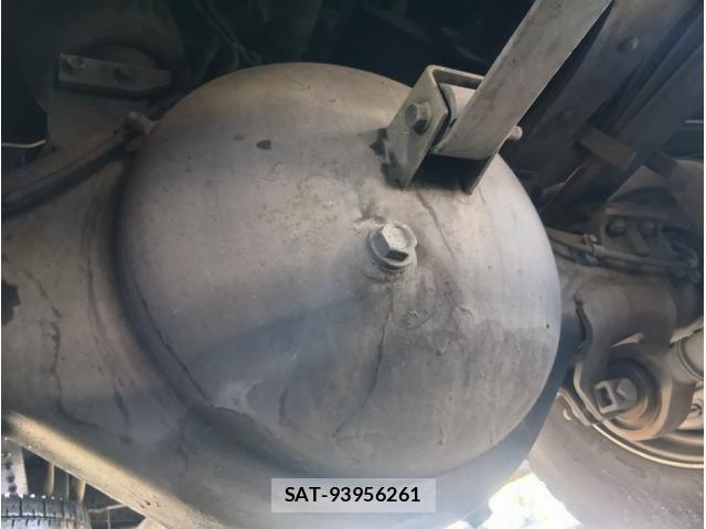 Isuzu GIGA 2016-02 1297610-19