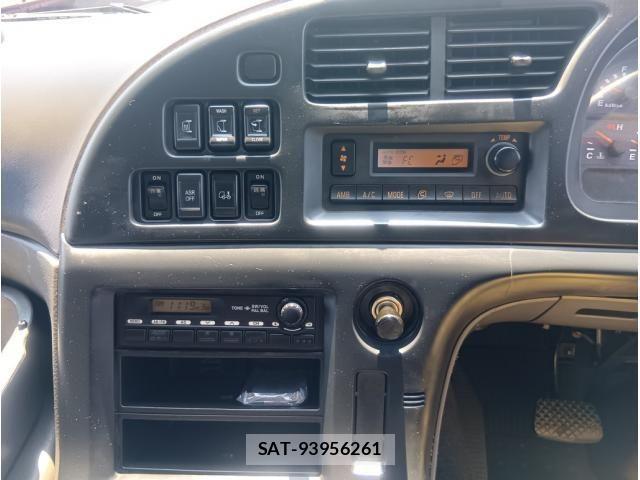 Isuzu GIGA 2016-02 1297610-26