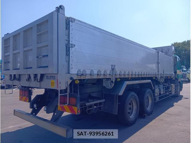 Isuzu GIGA 2016-02 1297610-2