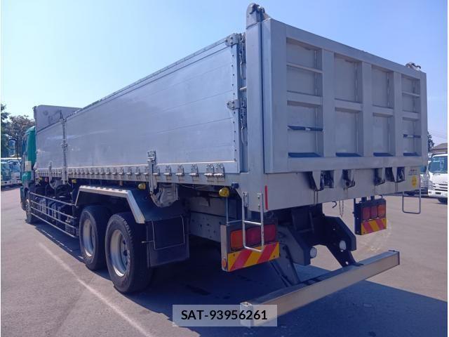 Isuzu GIGA 2016-02 1297610-3
