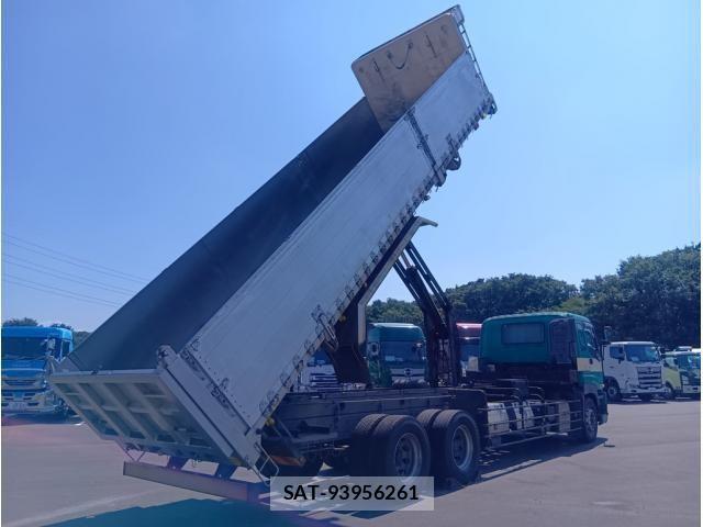Isuzu GIGA 2016-02 1297610-7