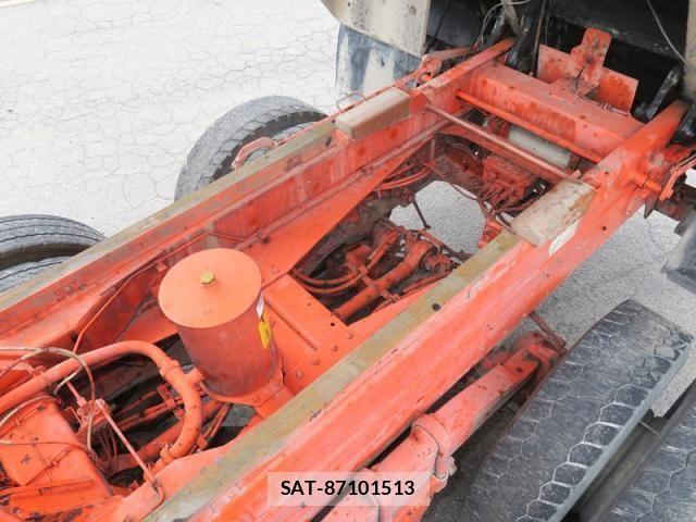 Isuzu GIGA 2017-07 1324564-15