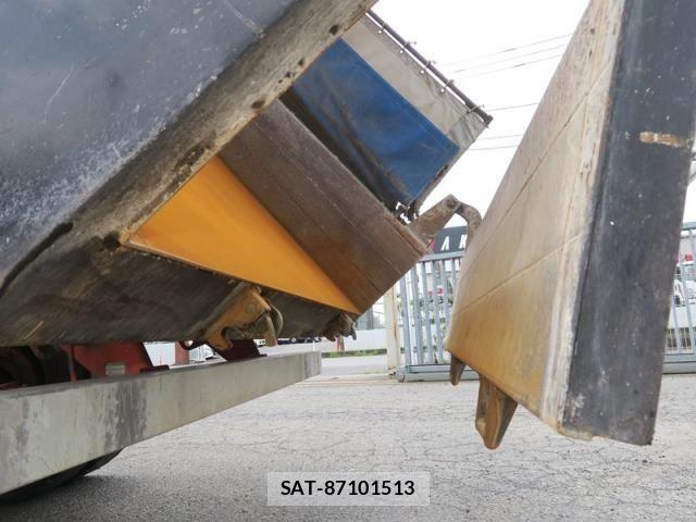 Isuzu GIGA 2017-07 1324564-8