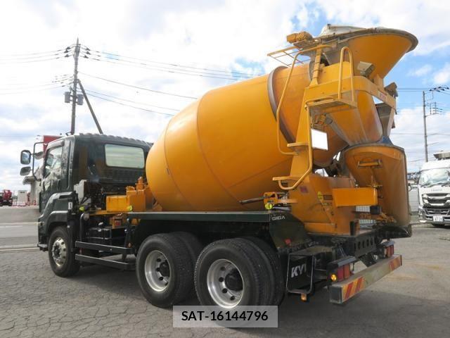 Isuzu GIGA 2019-10 1402445-2