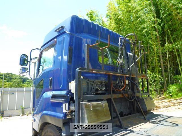 Isuzu GIGA 2017-09 1205017-8