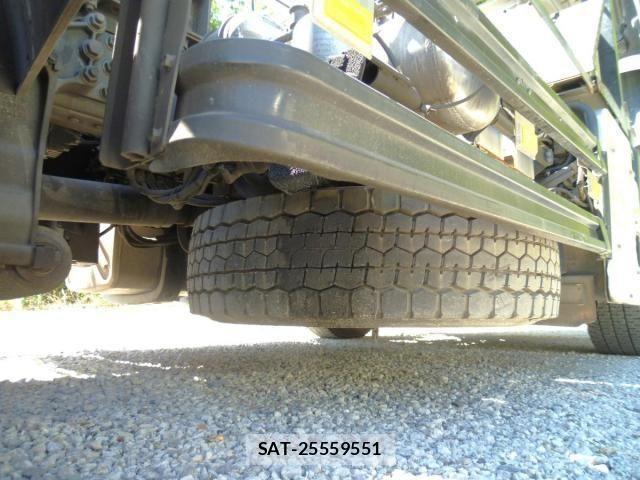 Isuzu GIGA 2017-09 1205017-26