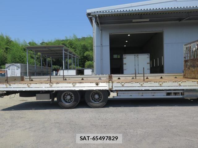 Isuzu GIGA 2016-10 1184122-16