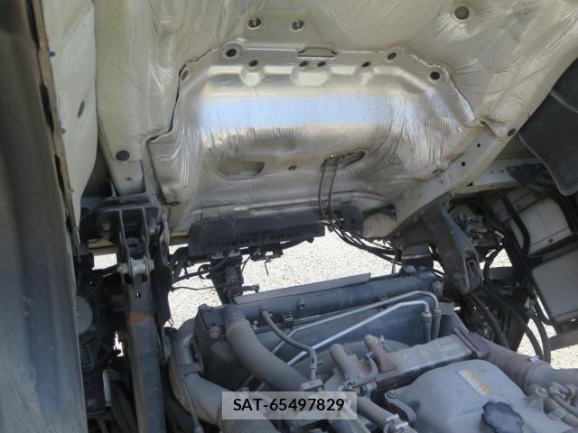 Isuzu GIGA 2016-10 1184122-26