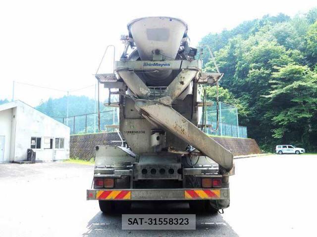 Isuzu GIGA 2012-06 1146826-3