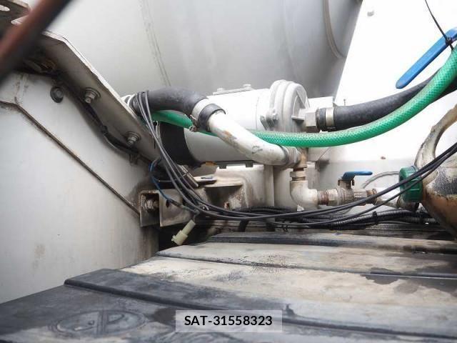 Isuzu GIGA 2012-06 1146826-16