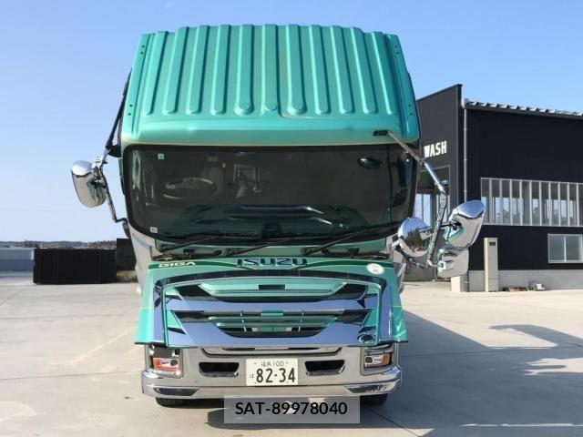 Isuzu GIGA 2020-09 864646-23