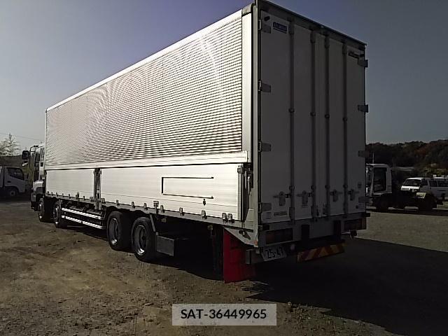 Isuzu GIGA 2011-11 605876-5