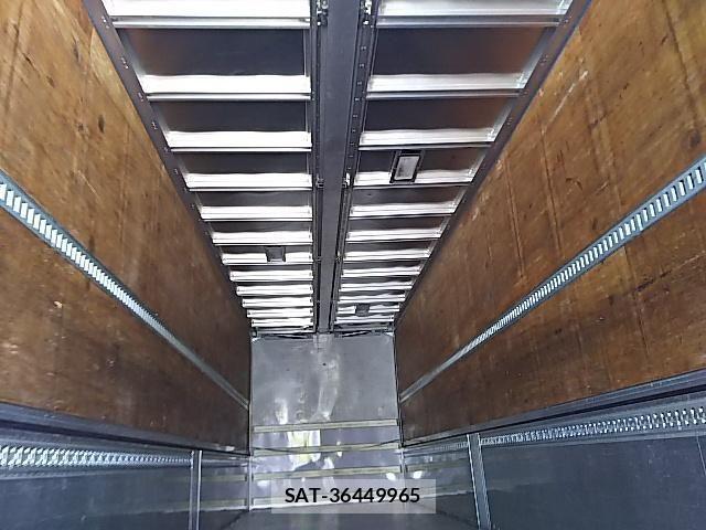 Isuzu GIGA 2011-11 605876-11