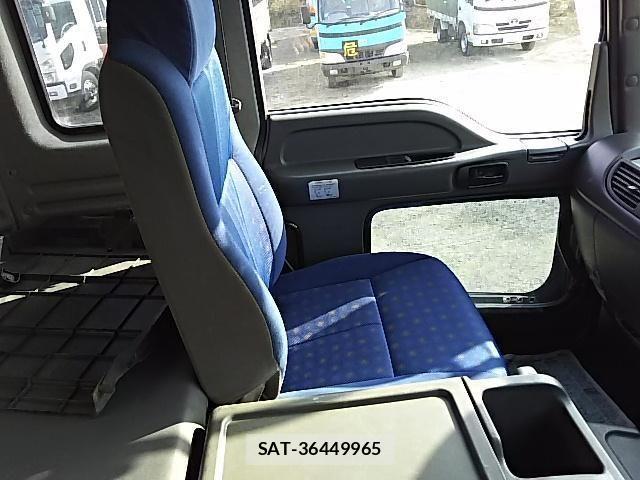 Isuzu GIGA 2011-11 605876-23