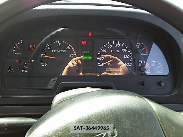 Isuzu GIGA 2011-11 605876-25