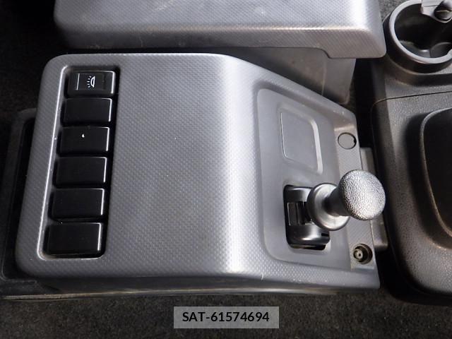 Isuzu GIGA 2018-06 817051-14
