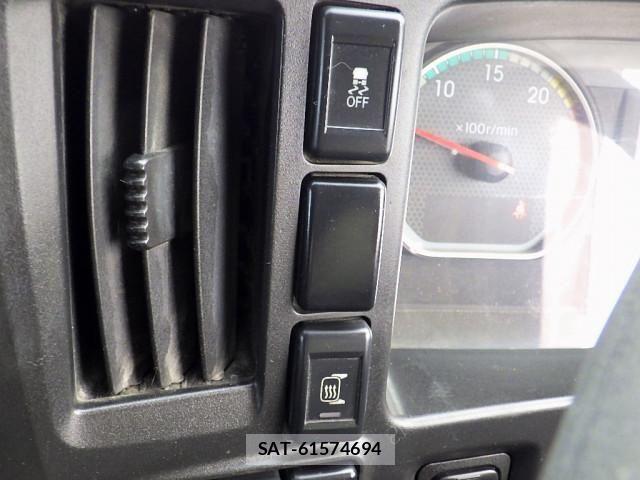 Isuzu GIGA 2018-06 817051-21