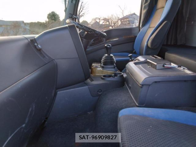 Isuzu GIGA 2019-06 635442-20