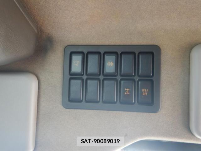 Isuzu GIGA 2009-07 443615-16