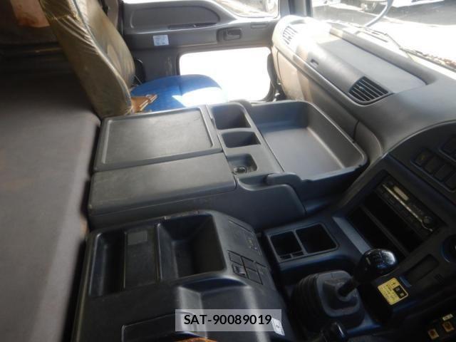 Isuzu GIGA 2009-07 443615-17
