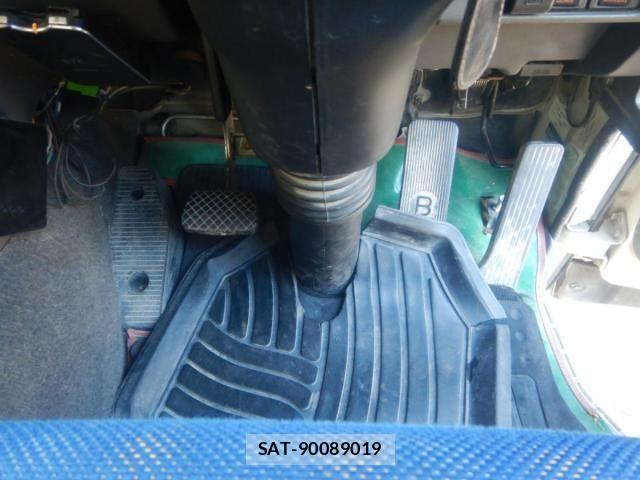 Isuzu GIGA 2009-07 443615-19