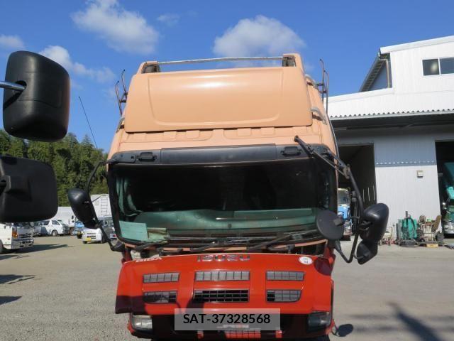 Isuzu GIGA 2015-05 695717-27