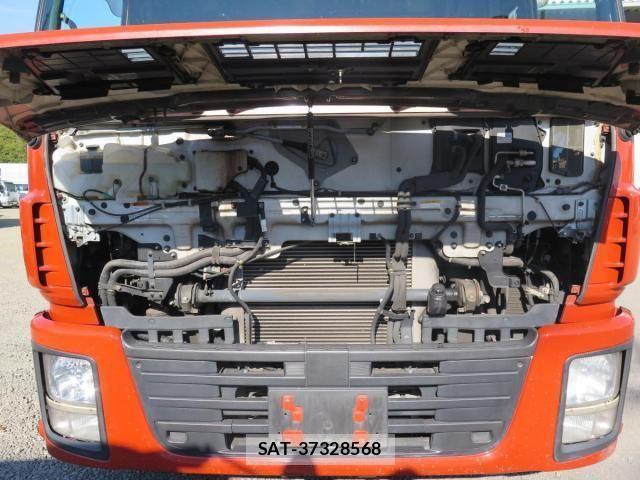 Isuzu GIGA 2015-05 695717-28