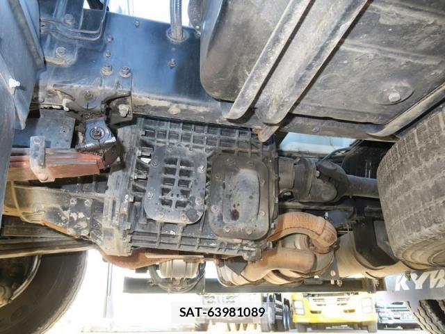 Isuzu GIGA 2017-03 605918-22