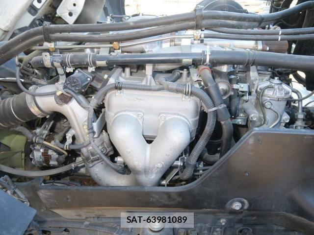 Isuzu GIGA 2017-03 605918-23