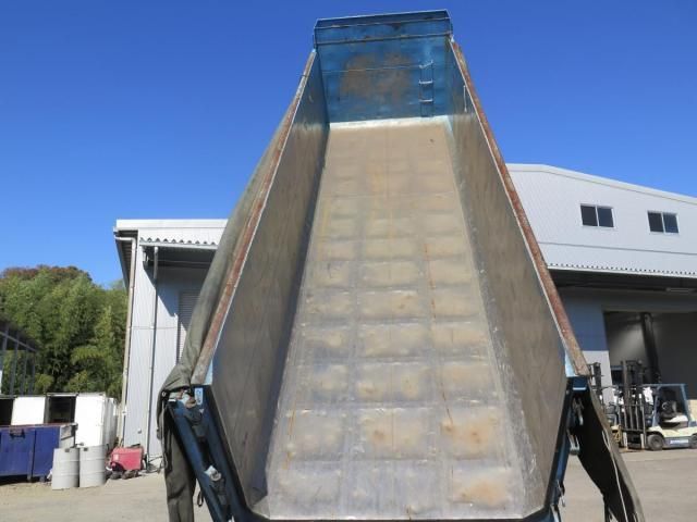 Isuzu GIGA 2012-06 1463375-11