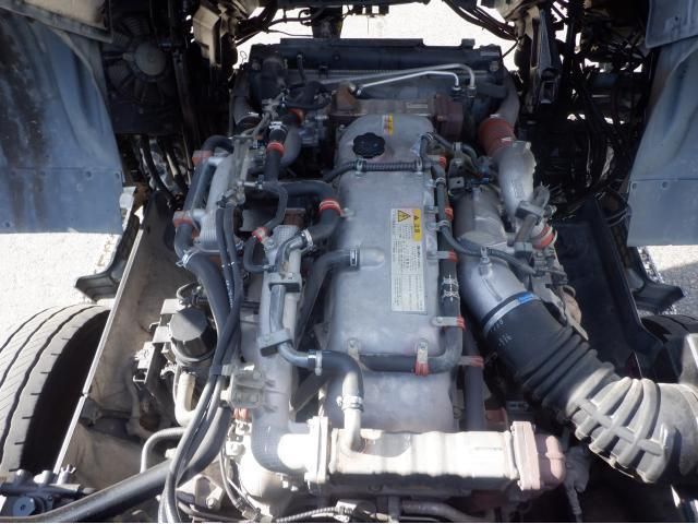Isuzu GIGA 2016-07 1464950-26