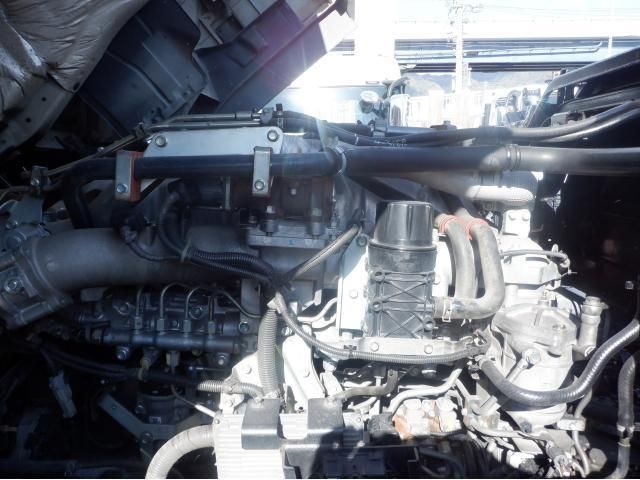 Isuzu GIGA 2016-07 1464950-28