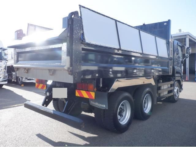 Isuzu GIGA 2016-07 1464950-4