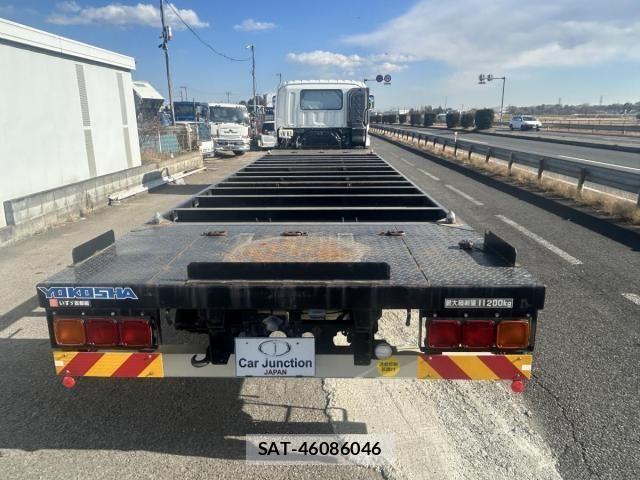 Isuzu GIGA 2015-12 695715-4