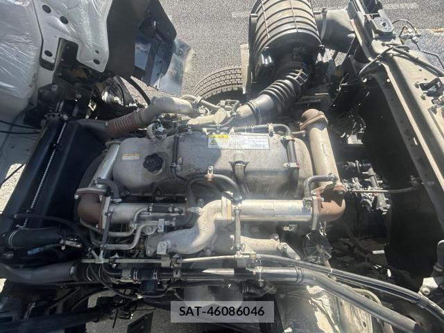 Isuzu GIGA 2015-12 695715-11