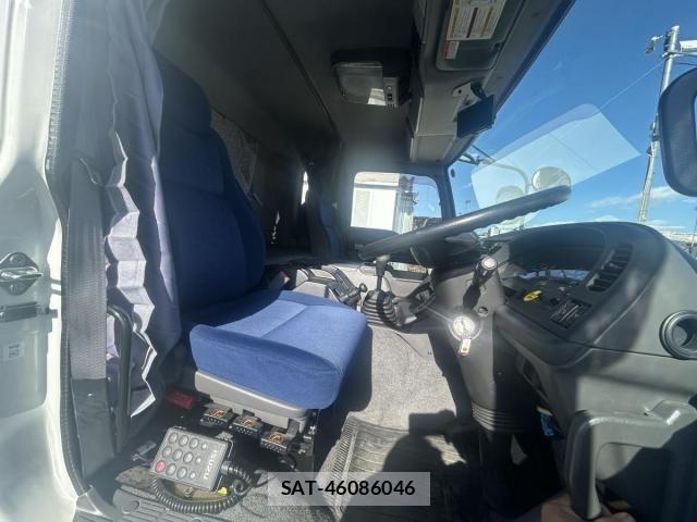 Isuzu GIGA 2015-12 695715-15