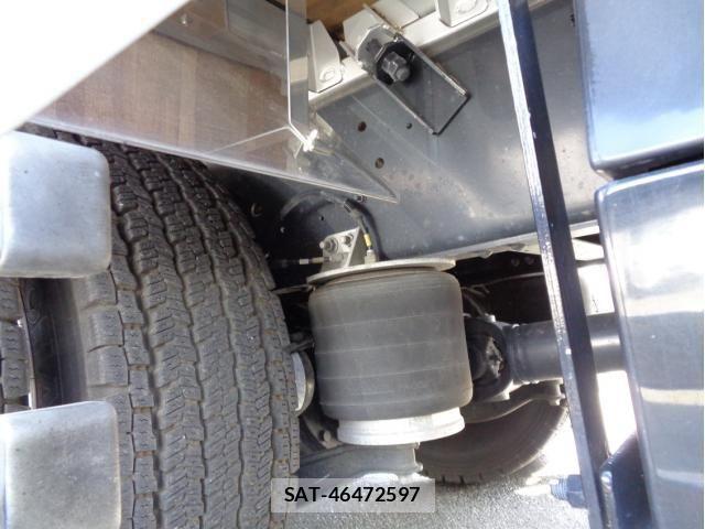 Isuzu GIGA 2023-09 1184118-16