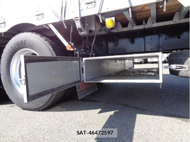 Isuzu GIGA 2023-09 1184118-17