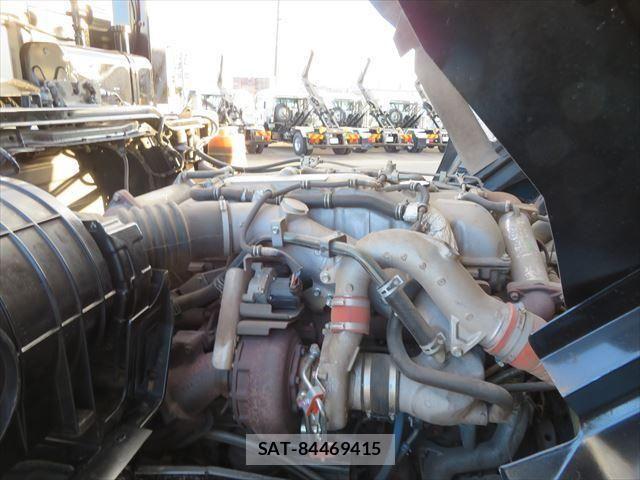Isuzu GIGA 2010-03 490514-27