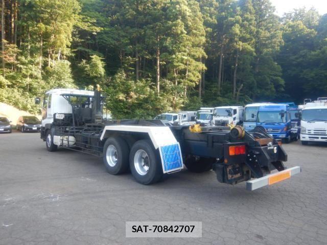 Isuzu GIGA 2007-05 1585660-4